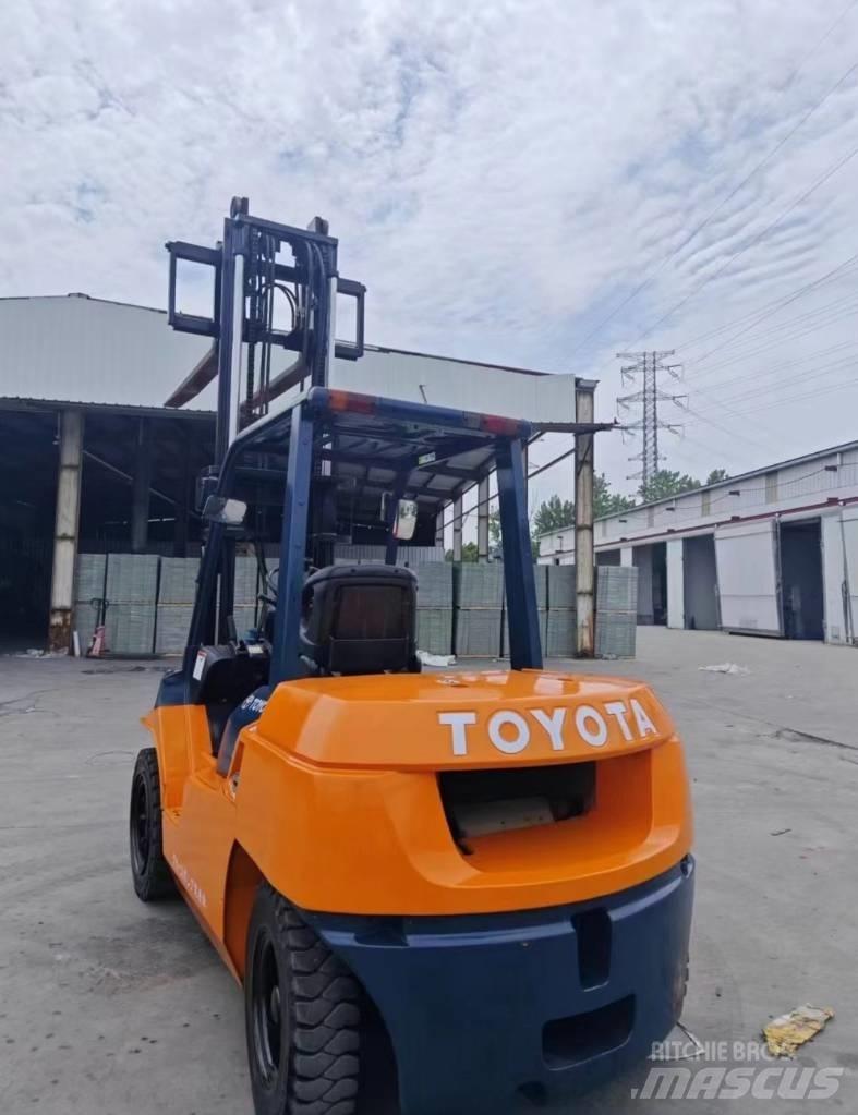 Toyota FD 50 Dieselové vozíky