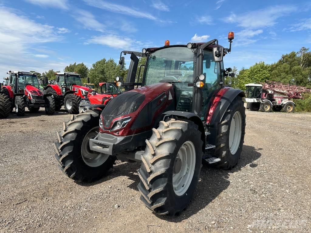 Valtra G 115 Active Traktory