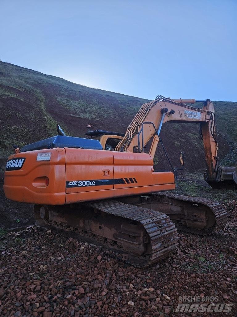 Doosan DX 300 LC-5 Pásová rýpadla