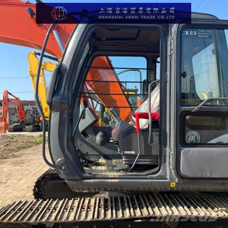 Hitachi ZX 120 Midi rýpadla 7t - 12t