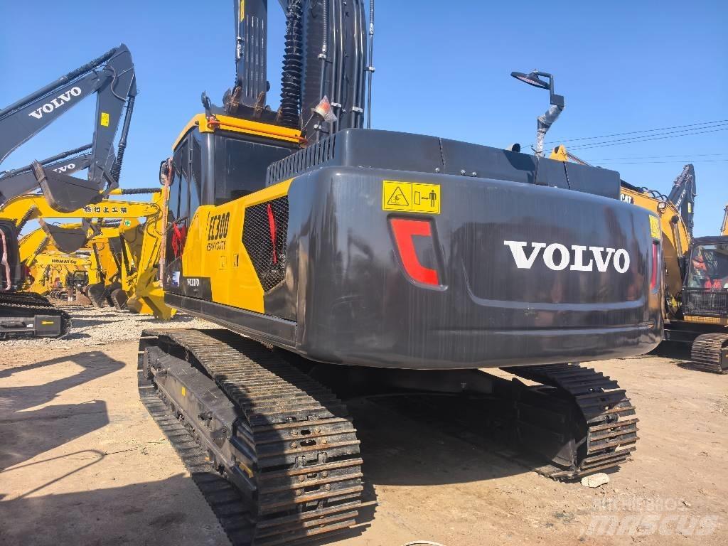 Volvo EC 300 D L Pásová rýpadla