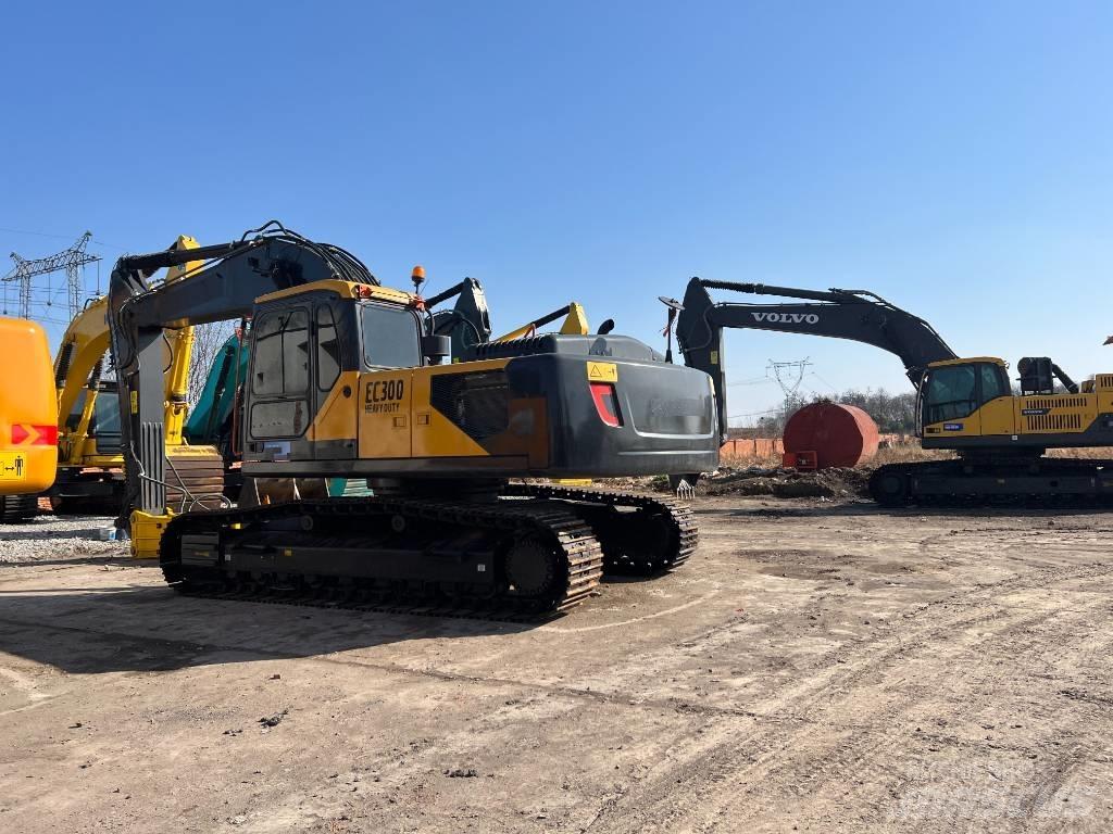 Volvo EC 300 D L Pásová rýpadla