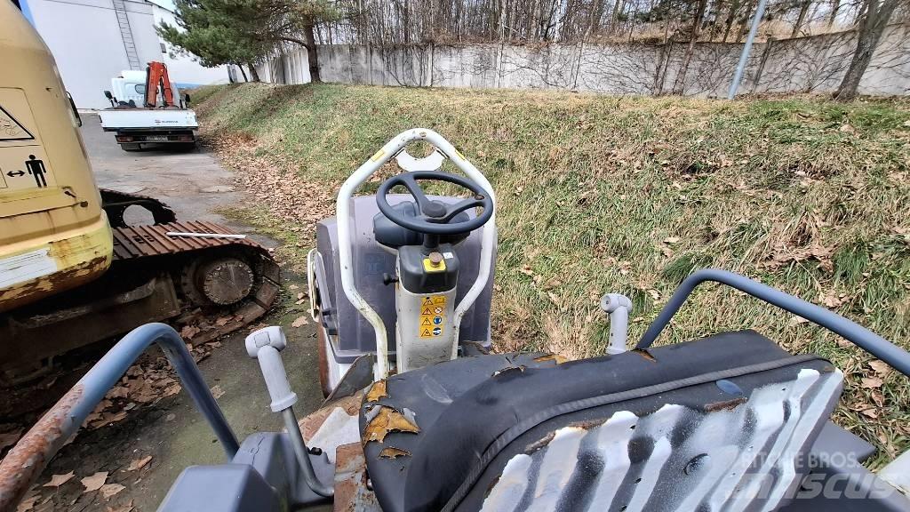 Hamm HD 10 VV Tandemové válce