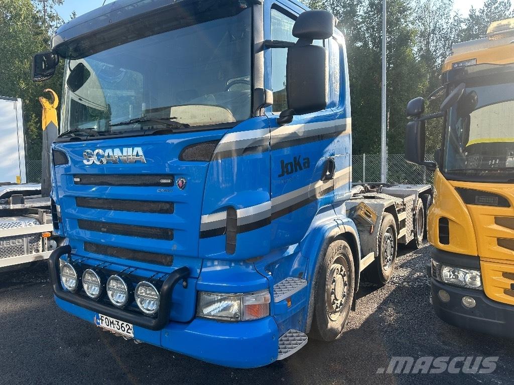 Scania R420 8X4/4 Hákový nosič kontejnerů