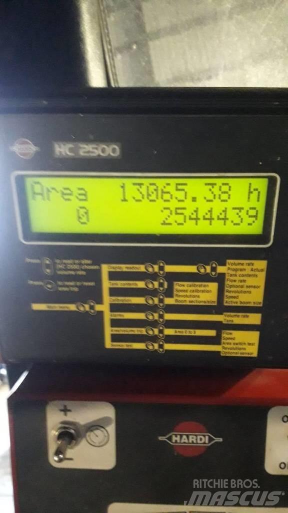 Hardi TR 2000 Tažené postřikovače