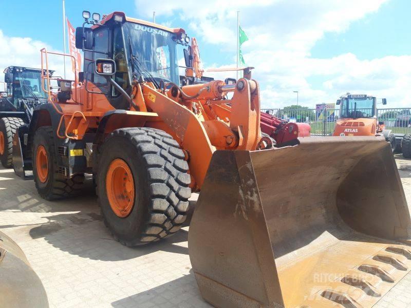 Develon DL350-5 Kolové nakladače