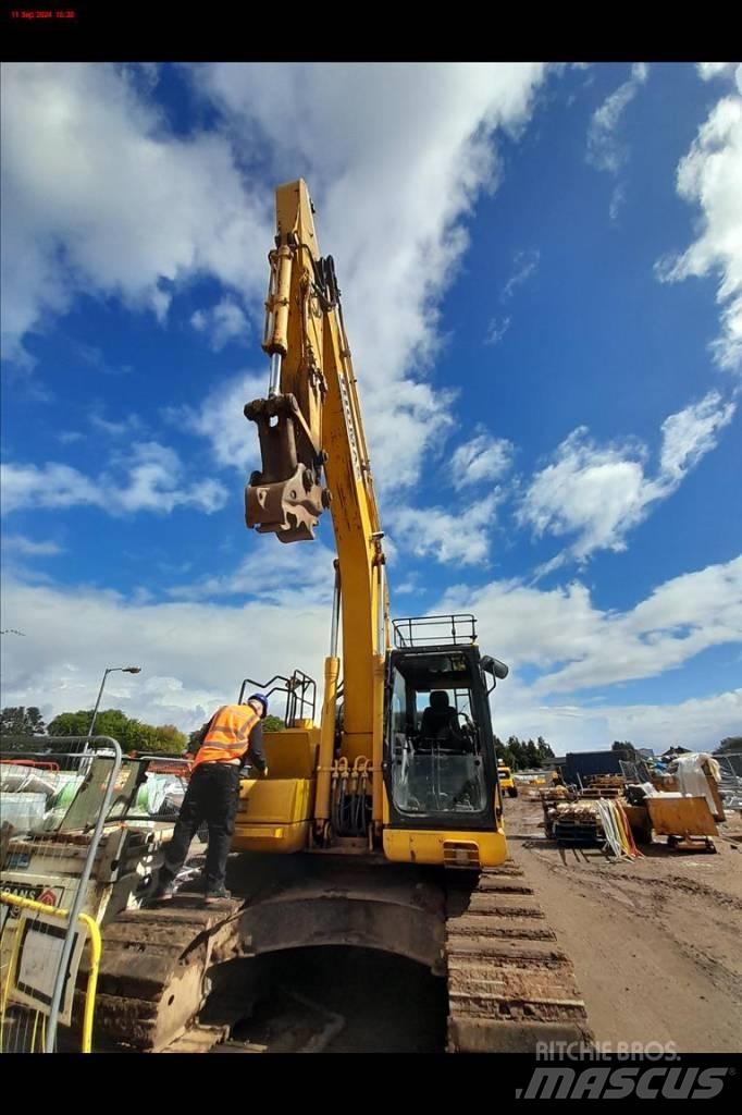 Komatsu PC 210 LC-11 Pásová rýpadla