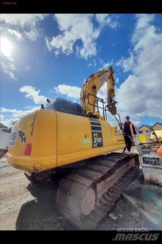 Komatsu PC 210 LC-11 Pásová rýpadla