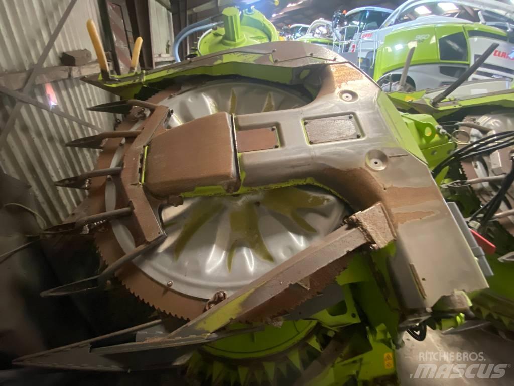 CLAAS Orbis 600 AC Samojízdné sekačky