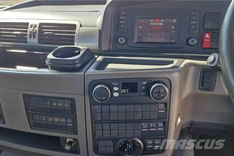 MAN TGS 33-480 Další