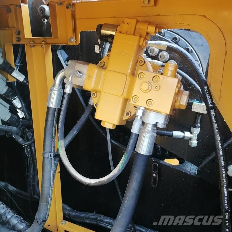 Sany SCC 850 A Pásové jeřáby