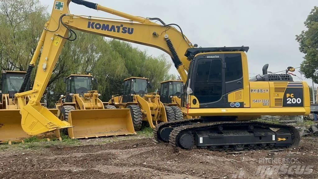 Komatsu pc200-8 Pásová rýpadla