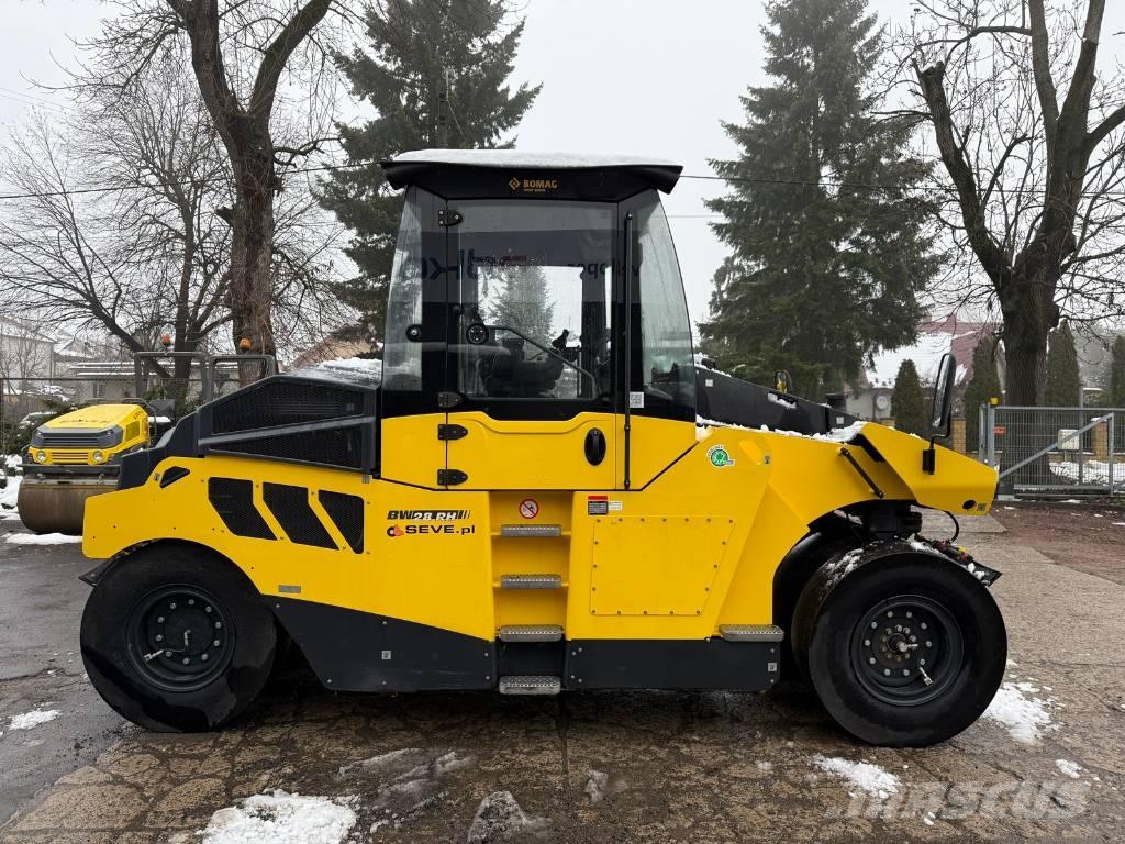 Bomag BW 28 RH Pneumatikové válce