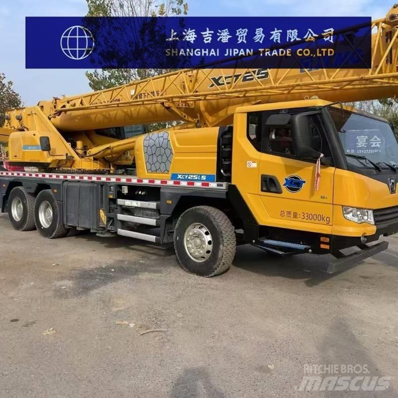 XCMG XCT 25 Univerzální terénní jeřáby