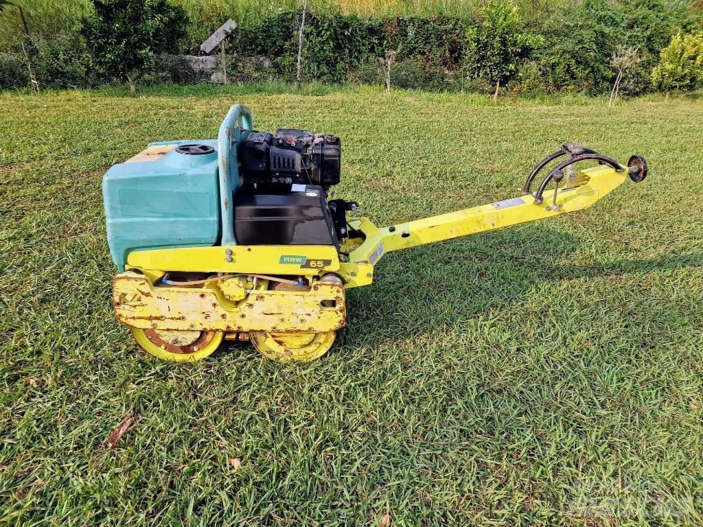 Ammann ARW 65 Půdní kompaktory