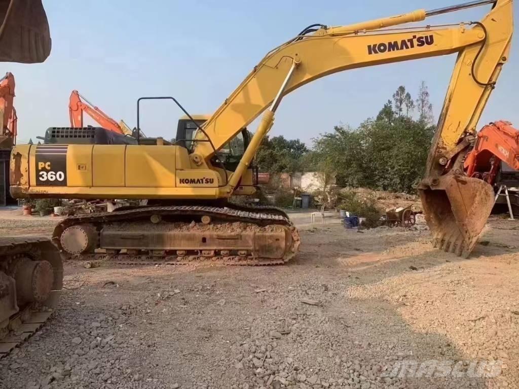 Komatsu PC 360 Pásová rýpadla