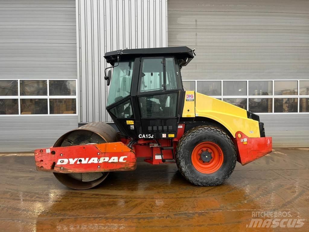 Dynapac CA152D Tahačové válce