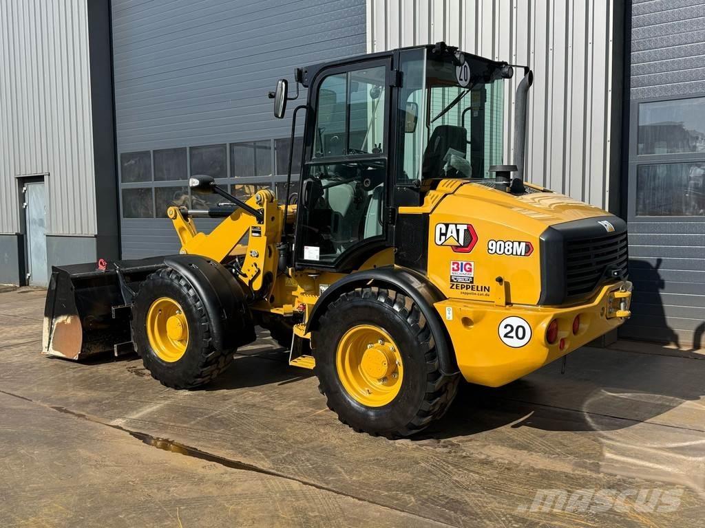 CAT 908M Kolové nakladače