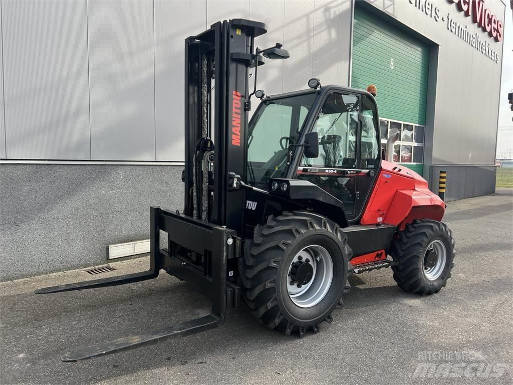 Manitou M50-4 Terénní vysokozdvižné vozíky