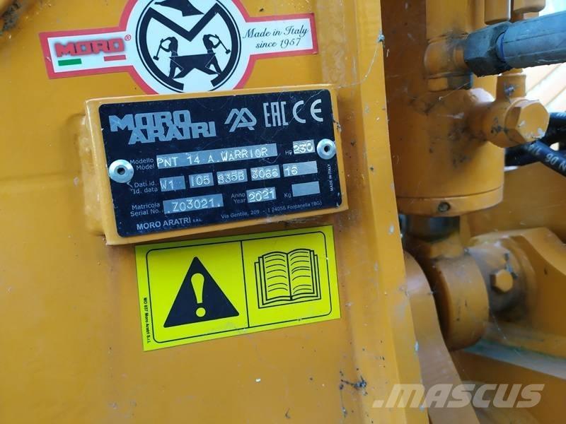  MORO PNT 14 (nuovo) Konvenční pluh