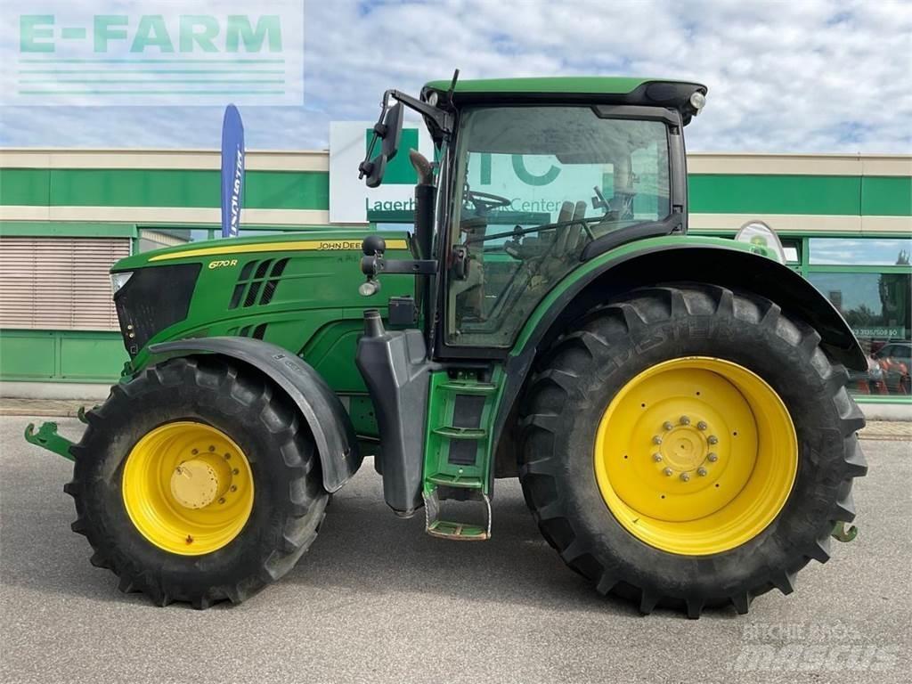 John Deere 6170R Traktory