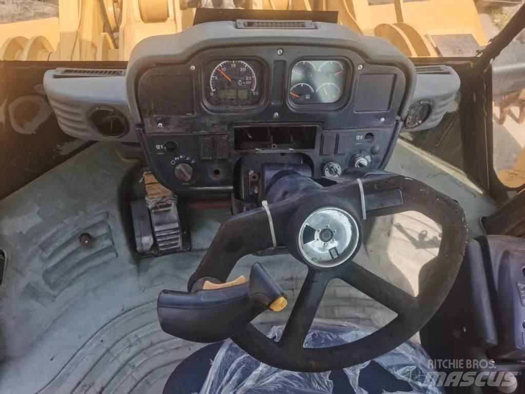 CAT 980 G Kolové nakladače