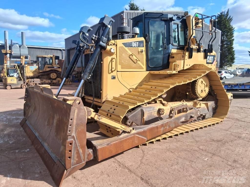 CAT D 6 T LGP Pásové dozery