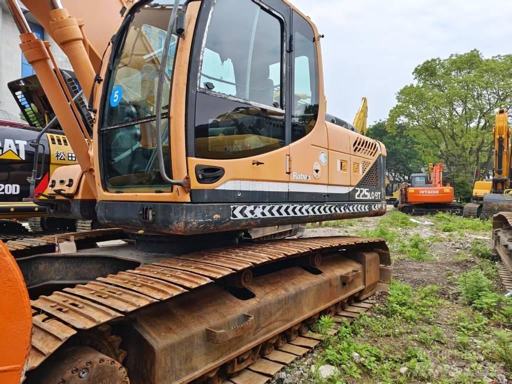 Hyundai R 225LC-9T Pásová rýpadla