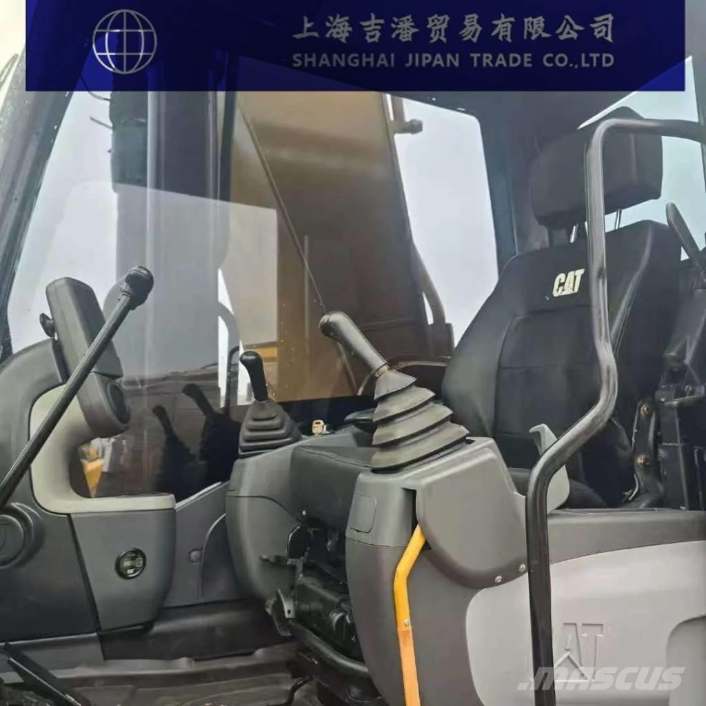 CAT 330 D Pásová rýpadla