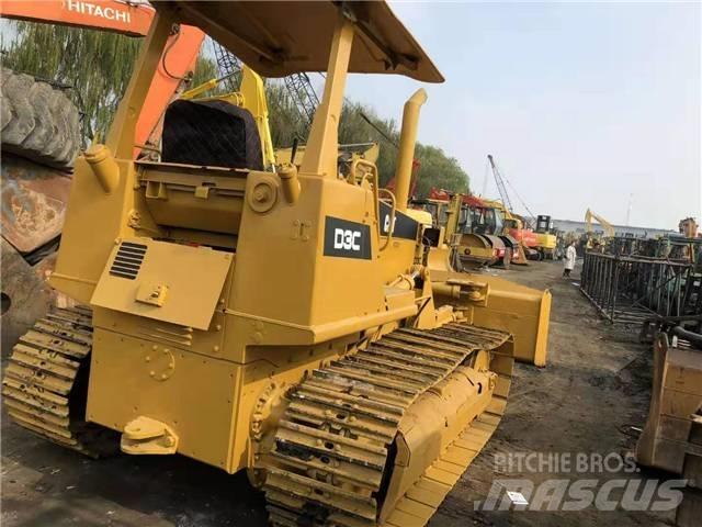 CAT D3C Pásové dozery