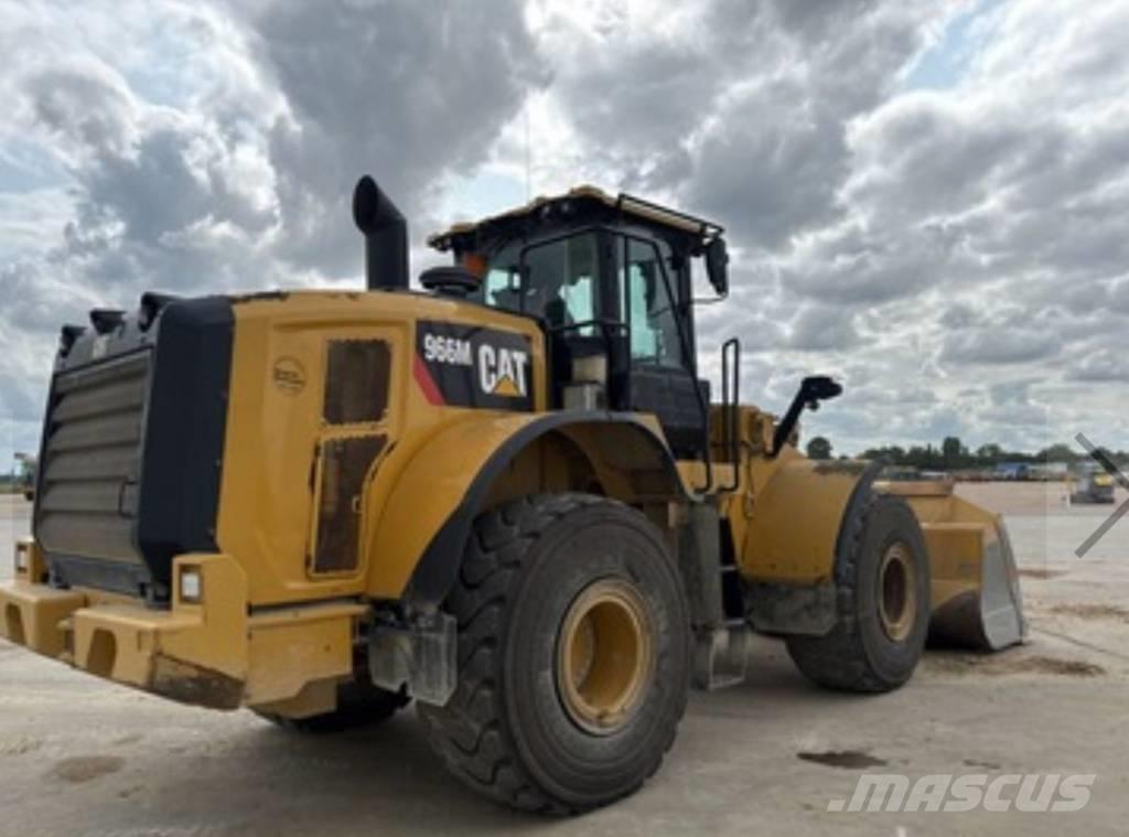 CAT 966 M Kolové nakladače