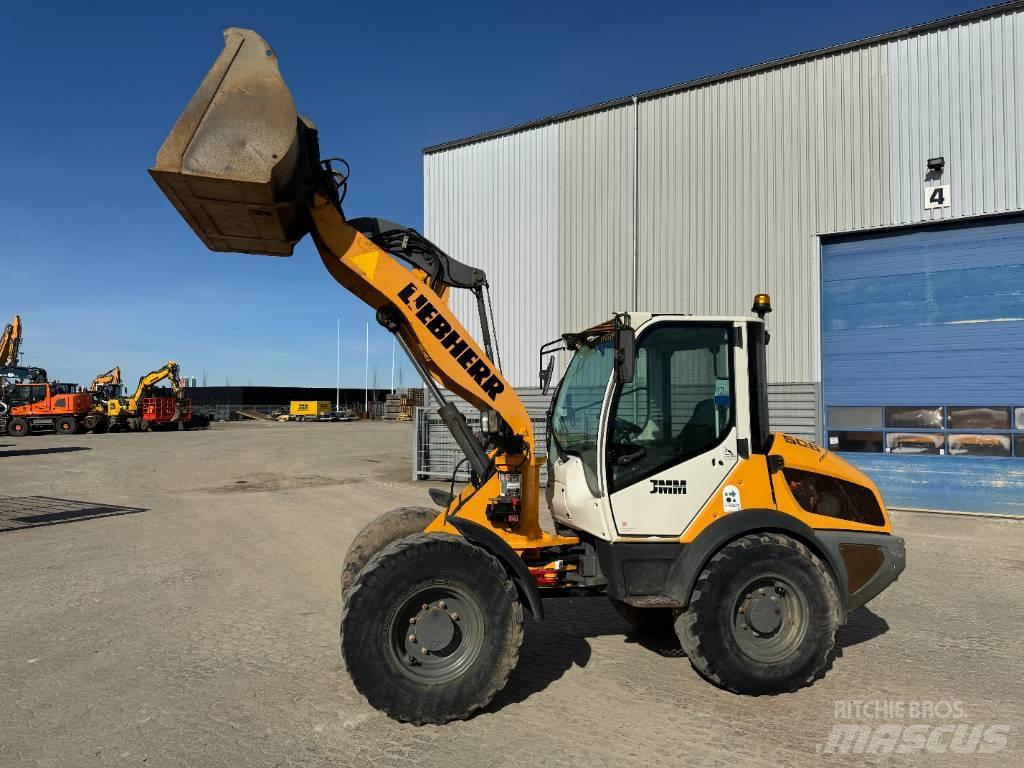 Liebherr L 506 Kolové nakladače