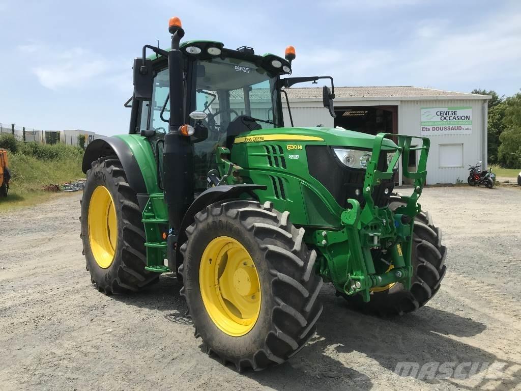 John Deere 6130 M Traktory