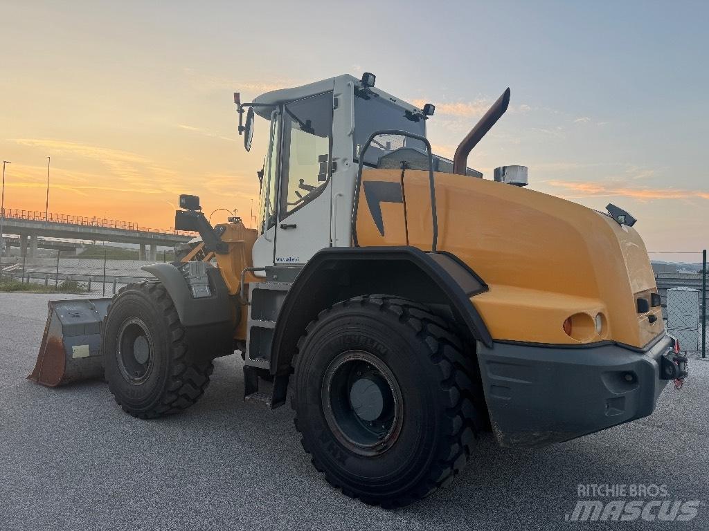 Liebherr L 538 Kolové nakladače