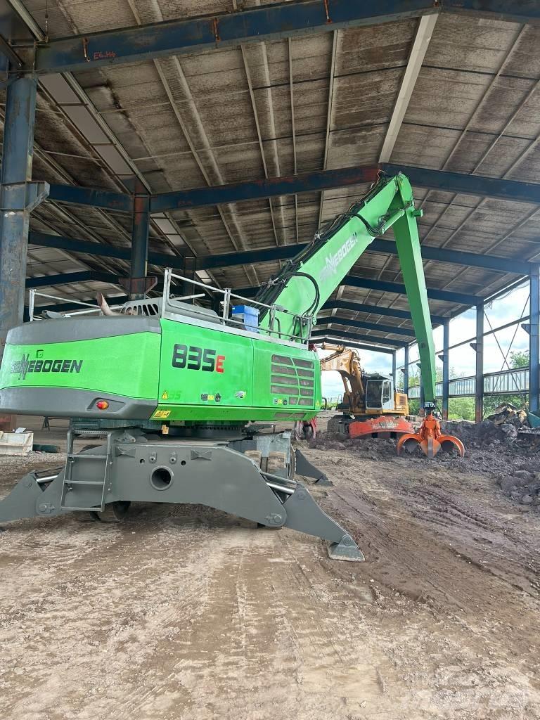 Sennebogen 835 Stroje pro manipulaci s odpadem