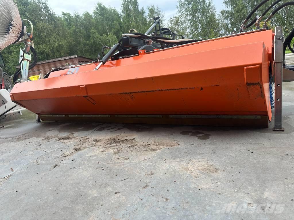 Tuchel Plus 590-260 Zametací stroje