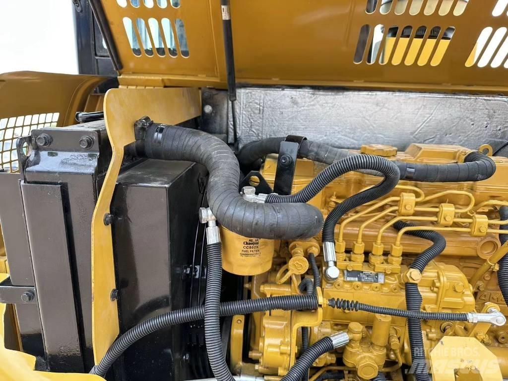 CAT 306D Midi rýpadla 7t - 12t