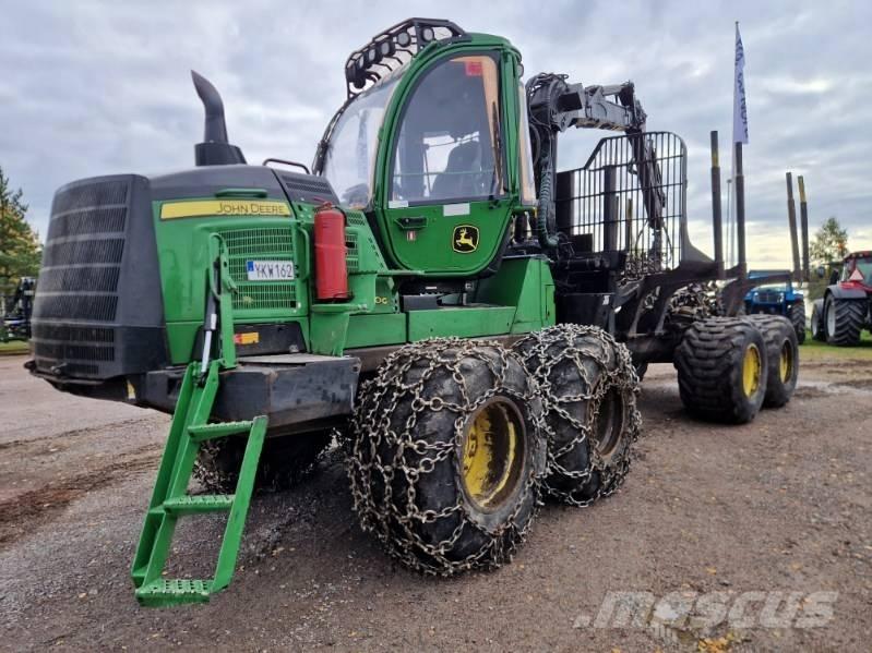 John Deere 1110 G Vyvážecí traktory