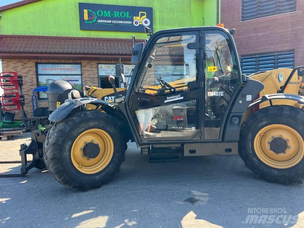 CAT TH 407 C Teleskopické manipulátory