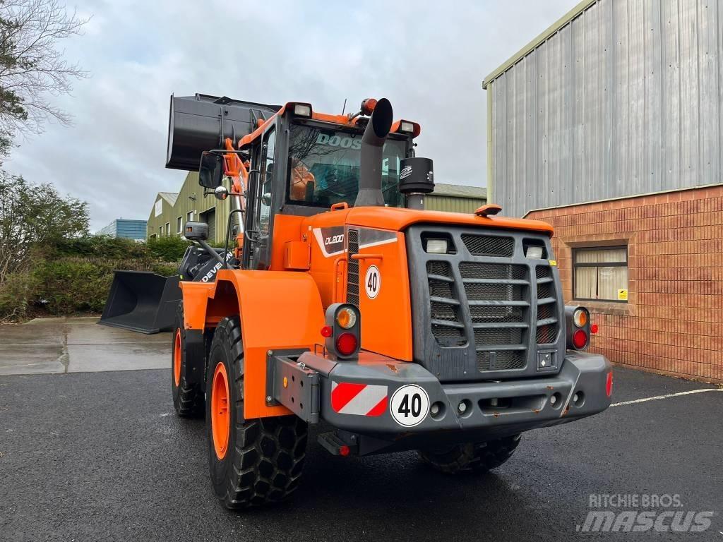 Doosan DL200-5 Kolové nakladače