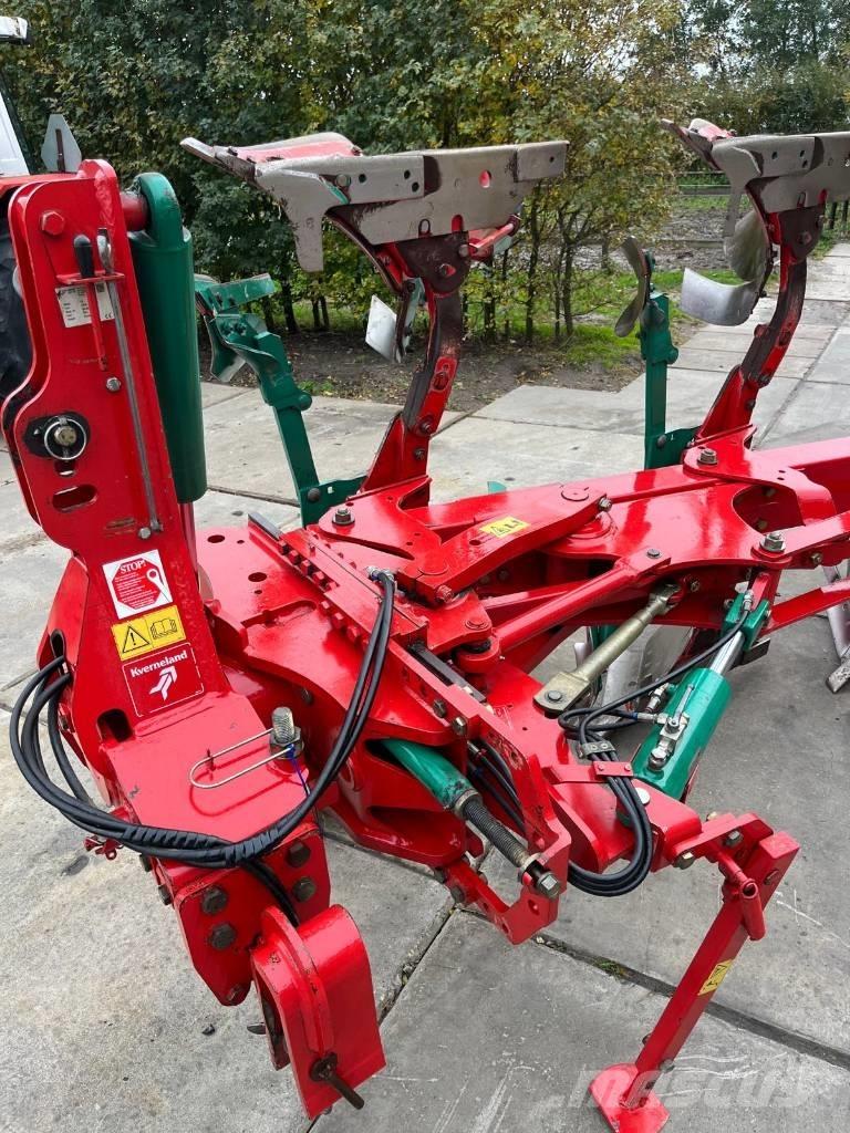 Kverneland LB100-300 Oboustranné pluhy