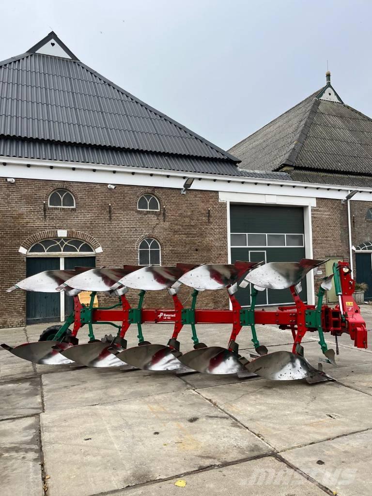 Kverneland LB100-300 Oboustranné pluhy