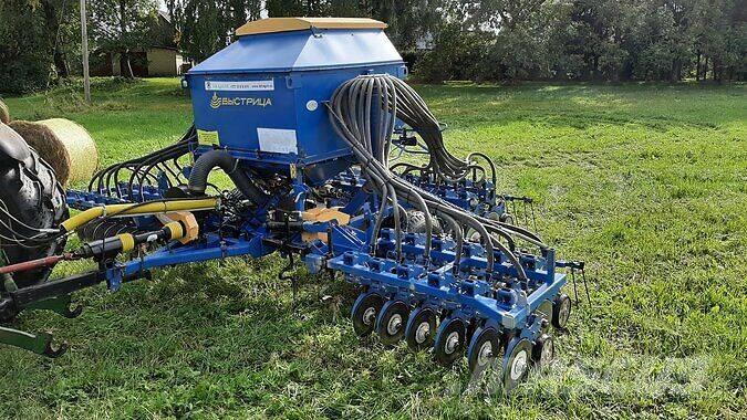  Böstritsa S--6PMA Mechanické secí stroje