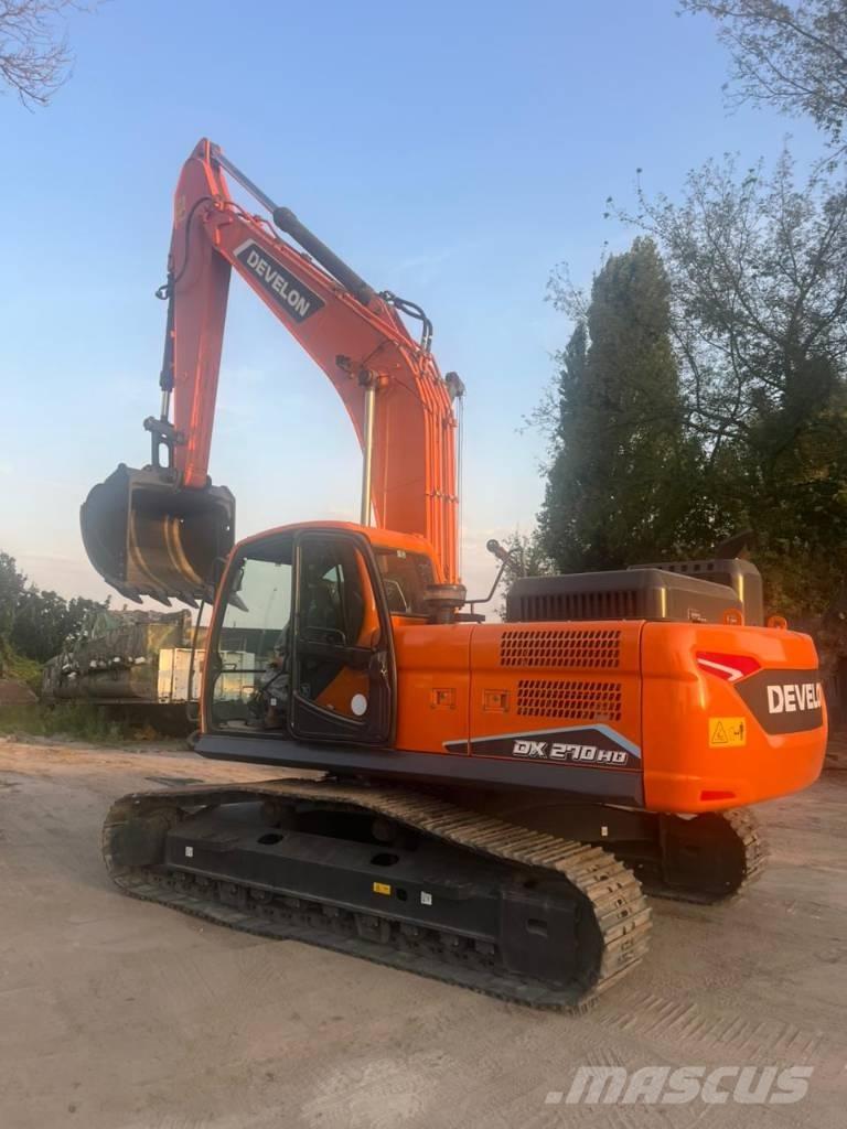 Develon DX270HD-10 Pásová rýpadla