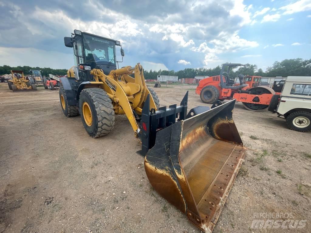 Kawasaki 67 Z 7 Kolové nakladače