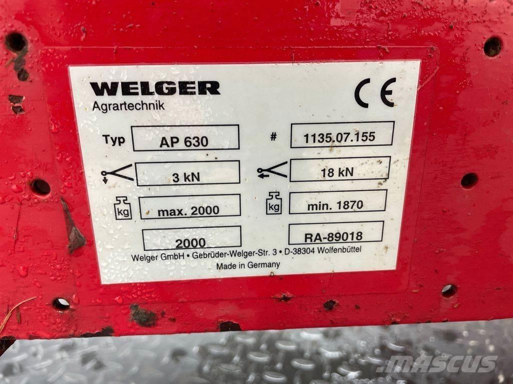 Welger AP 630 Lis na hranaté balíky