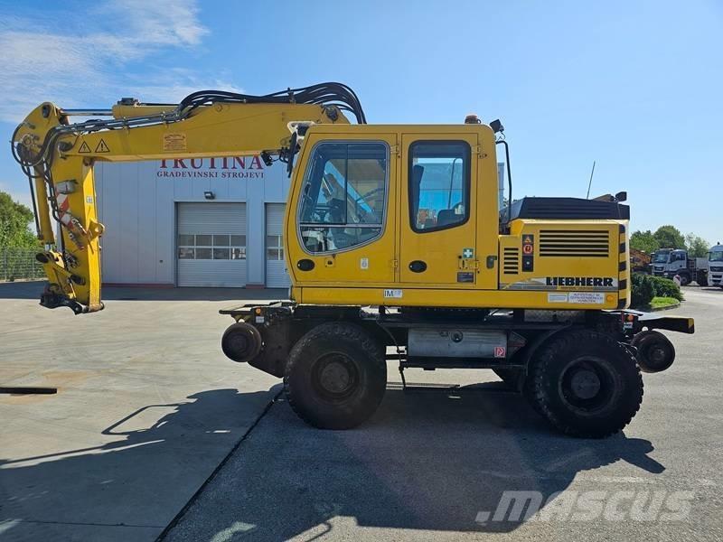 Liebherr A 900 C ZW Kolová rýpadla