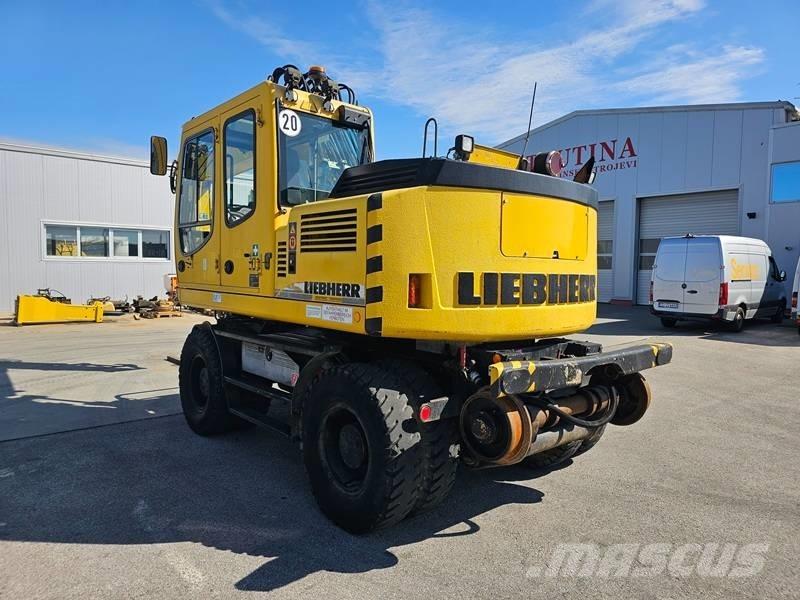 Liebherr A 900 C ZW Kolová rýpadla