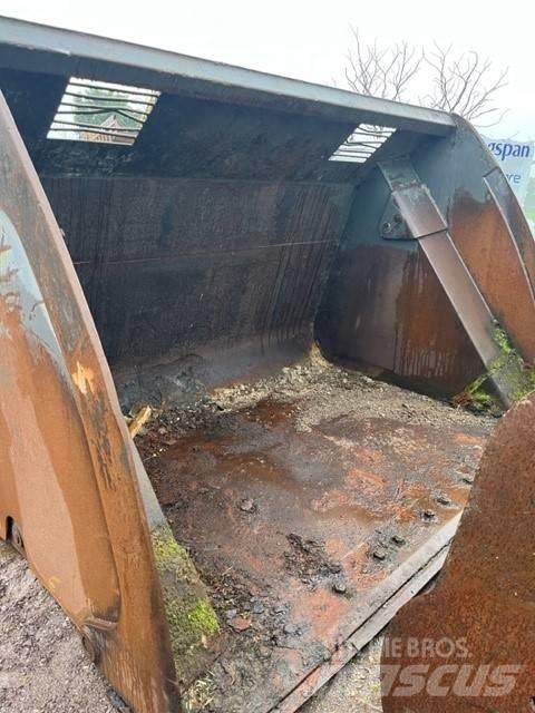 Volvo L 150 Příslušenství předního nakladače