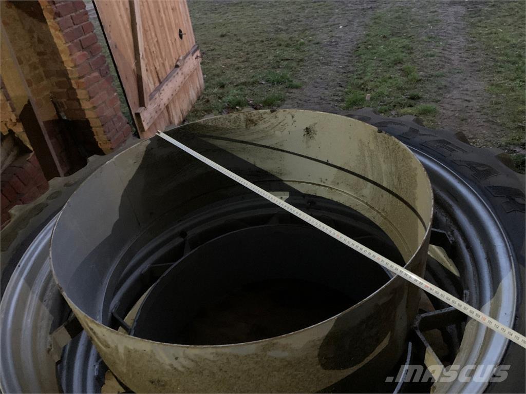 Goodyear 300/90R50 Další